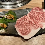 精肉卸問屋直営焼肉店 牛次郎 - 