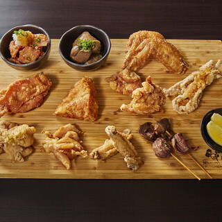 名物「鶏肉全種盛り」