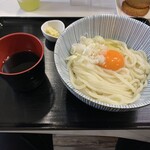 Kuma ya - ぶっかけうどん冷（生卵付き）大盛り　６５０円（１００円増し）