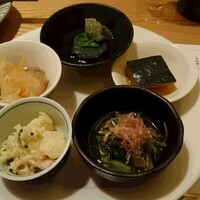 京都石塀小路豆ちゃ 有楽町 - おばんざい盛り合わせ