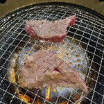 Yakiniku Ichiba - じっくりと火を通す