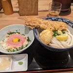 難波千日前 釜たけうどん - 