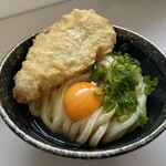 須崎食料品店 - うどん大、鶏天、生卵