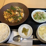 舞鶴麺飯店 - 