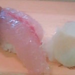 Matoi Zushi - 見事に輝くサバの握り（1貫120円！）。青臭さはま～ったくない新鮮さとシメ具合が絶妙♪