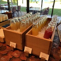 日本料理 by ザ・リッツ・カールトン日光 - ジュースが牛乳瓶方式