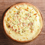 Itariandainingu Dona - サーモンクリームチーズのピッツァ