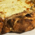 BURRATA - ピッツァ・ビアンカ