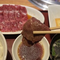 焼肉 しんうち 神楽坂 - 