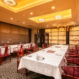 人数に応じて半個室をご用意可能です