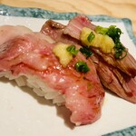 すし酒場 さしす - 【和牛炙り握り(2巻)】583円