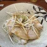 横浜家系らーめん 天王家 - トロトロバラ肉丼