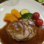 キッチン ブルー グローブ - 上から、ハニーバルサミコソースもタップリ！