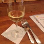 ラ パンダ ジャッラ - ランチにセットの白ワイン