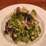 ラ パンダ ジャッラ - ランチにセットのサラダ