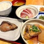 Sake To Meshi Tamaru Shokudou - 