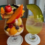 コーヒーとパフェのお店 Kurocafe - 