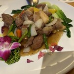 琉華菜苑 - 牛フィレ肉の黒コショウオイスターソース炒め