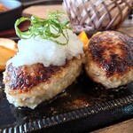 レストラン本陣 - ハンバーグダブル　デミグラス＆和風(ソースは別料金で変更可能)