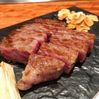 北新地 肉料理 名門 - 