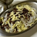 かれーの店 うどん  - ごはん大盛・チーズ・スパイシーひき肉