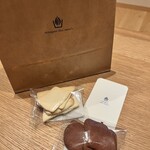 Okinogami blue cacao's - 焼きホワイトチョコレートと焼きチョコレート