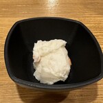 居酒屋 三平 - お通し　425円