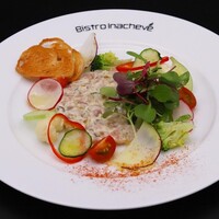 那智勝浦 脇口水産より SDGsマグロのタルタル仕立て プロヴァンス風