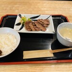 牛たん焼き 仙台辺見 大丸札幌店 - 