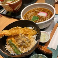 新潟名物 布のり蕎麦とおいしい酒菜 きなせや. 赤坂割烹店 - 