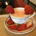 noqoo - 食べるいちごみるく(ホット) ¥900
