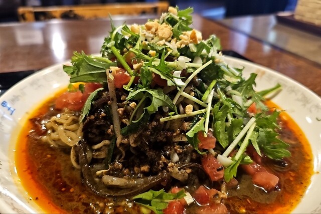 十六房 - 羽後牛島（中華料理）の写真