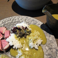 SAAWAAN BISTRO - 選べるメインディッシュ 鴨胸肉のグリーンカレーソース