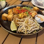 Noi Thai Cuisine - 