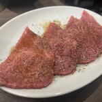 ヤキニク キナシ - 