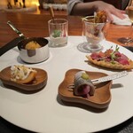 カモシヤ クスモト - 前菜にタパス盛り合わせ*\(^o^)/*