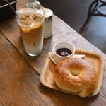 SUKE6 DINER - Iced Cafe Latte, JPY 570 (Tax Included), Bagel, JPY 270 (Tax Included) + Homemade Jam (Mixed Berry), JPY 150 (Tax Included)