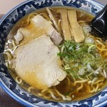 日の出食堂 - 正油ラーメン550円