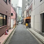 ライスカレー まんてん - アラ、もう並んでるな