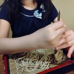 室町砂場 - 切れが無い美しい蕎麦なので、スパゲティ状態の幼稚園児( ˊᵕˋ ;)