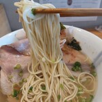 麺屋 猪一 離れ - 細い全粒粉ストレート麺