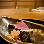 らん亭～ 美日庵 - 鰹ははしりなので脂は控えめですが爽やかな香りがとても好きです