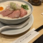 鶏白湯ラーメン ムツキ - 
