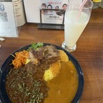 上野カリガリ マキオカリー パーク店 - 