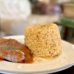 spanish lounge parador - 豚肩ロース肉のモッツァレラチーズグリル 香草トマトオニオンソース