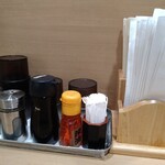 中華そば たかばん - 卓上調味料