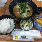 パウえる - 豚汁定食