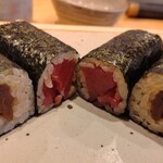すしやのたい悟 - 青森県三厩の本鮪赤身の鉄火巻きと、干瓢巻き