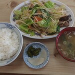 Itsukouan - 肉野菜炒め定食