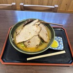 Tayama - ボリューム満点､味噌チャーシュー麺